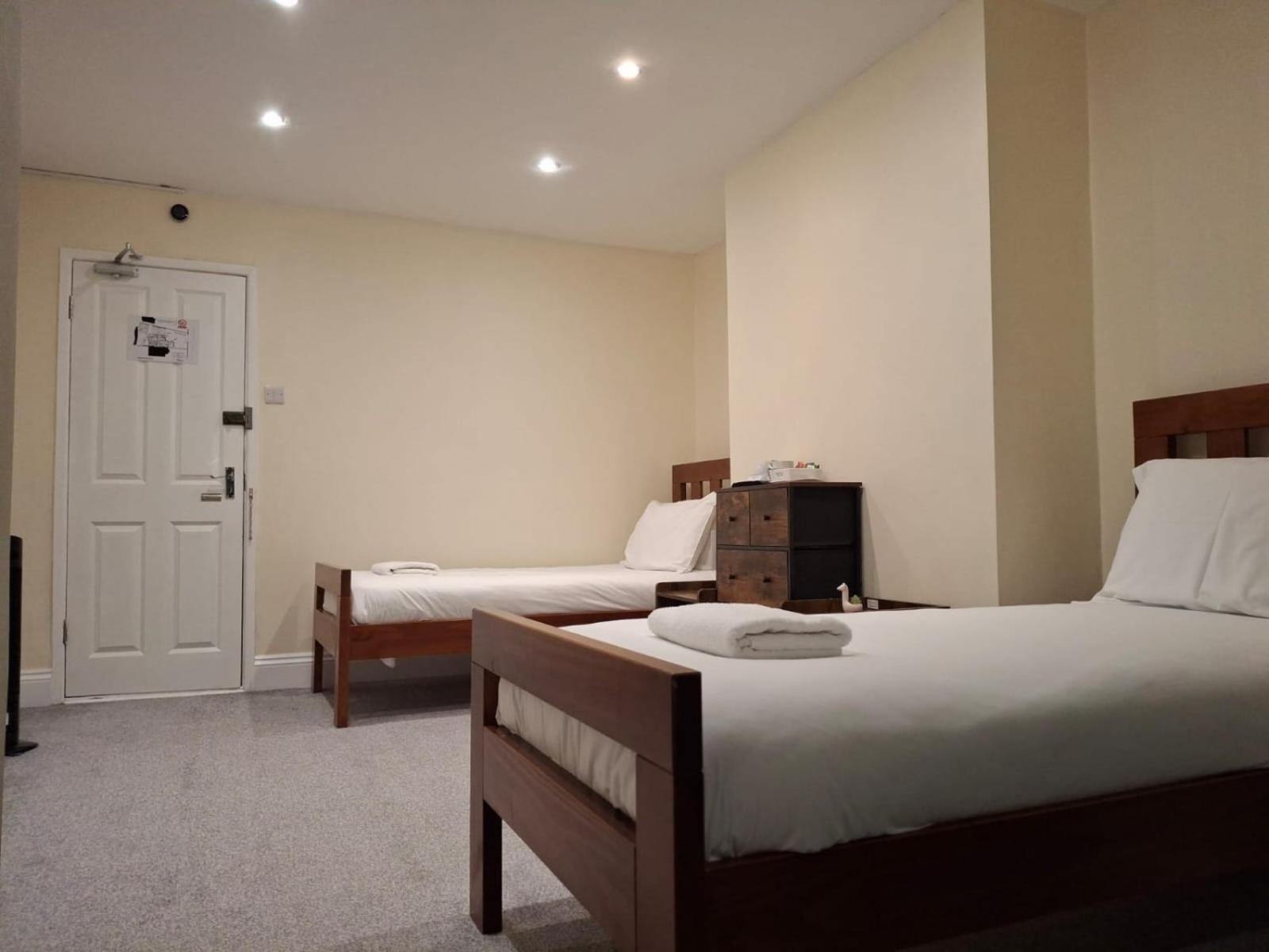 Inn By The Sea, Portsmouth - En Suite Rooms With Sea View Possible, Parking Ev 22Kw Esterno foto