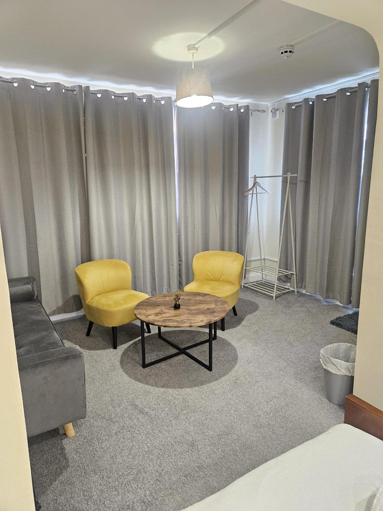 Inn By The Sea, Portsmouth - En Suite Rooms With Sea View Possible, Parking Ev 22Kw Esterno foto