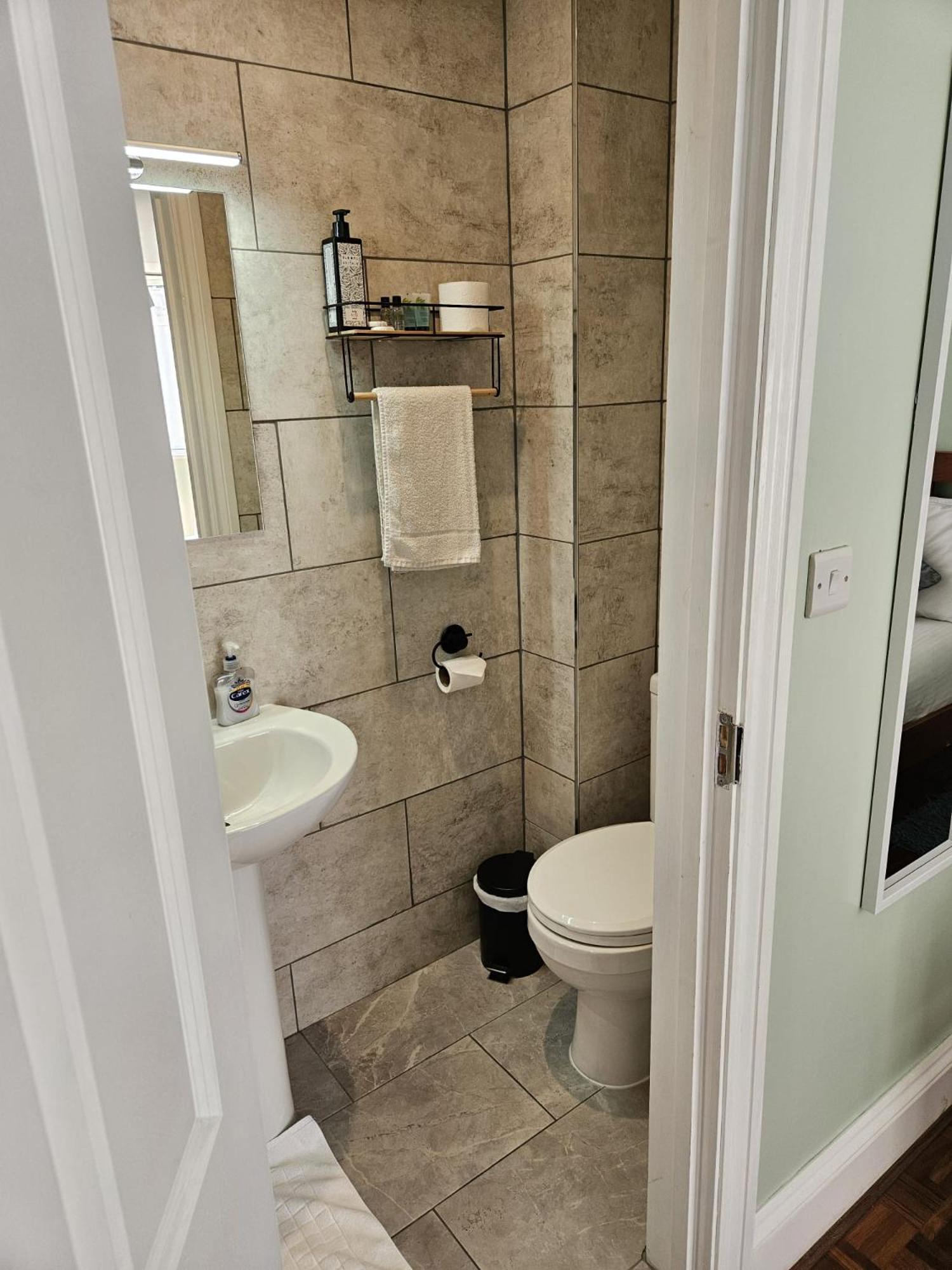 Inn By The Sea, Portsmouth - En Suite Rooms With Sea View Possible, Parking Ev 22Kw Esterno foto
